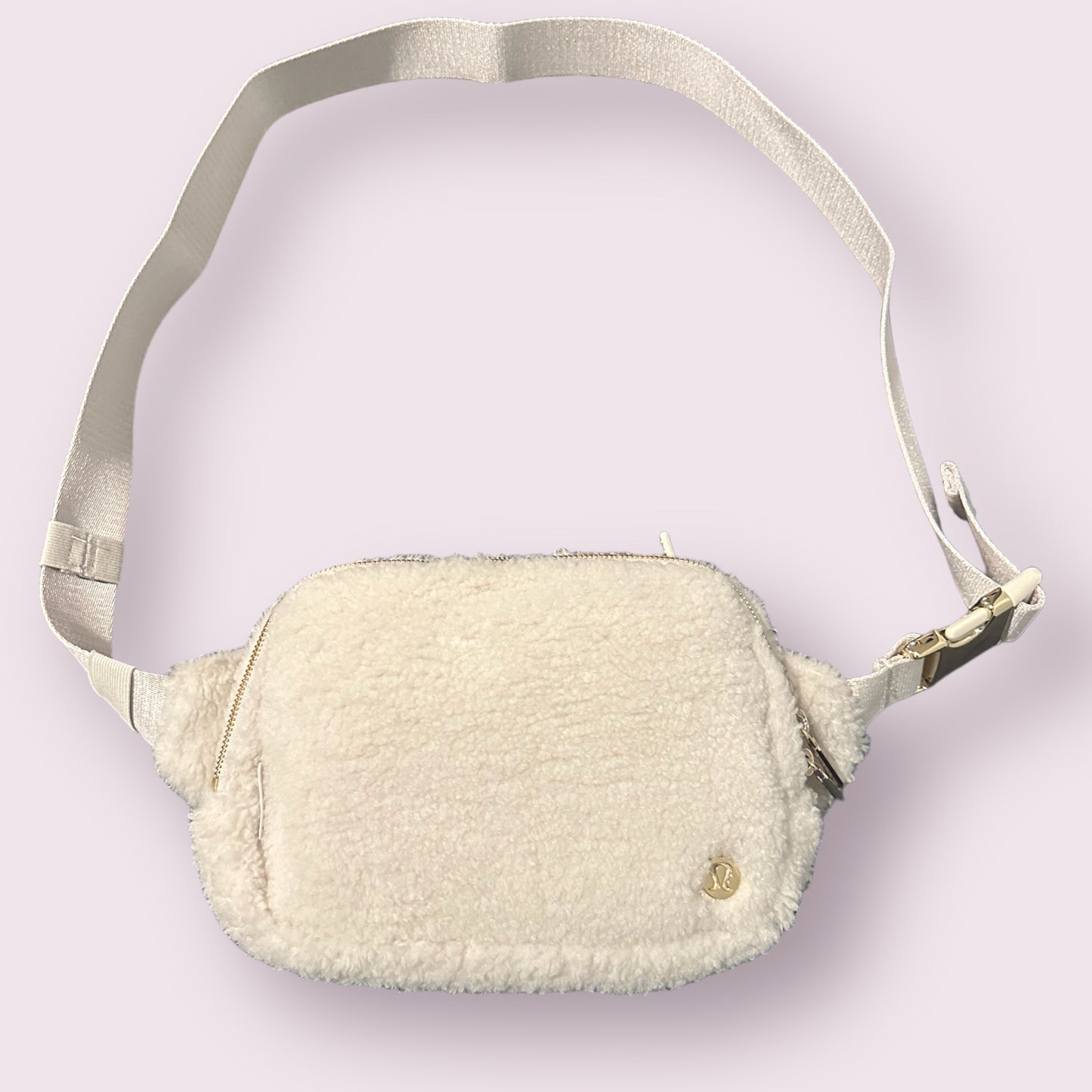 Lululemon Everywhere Belt Bag Large Fleece White/Gold 2L (NWT)