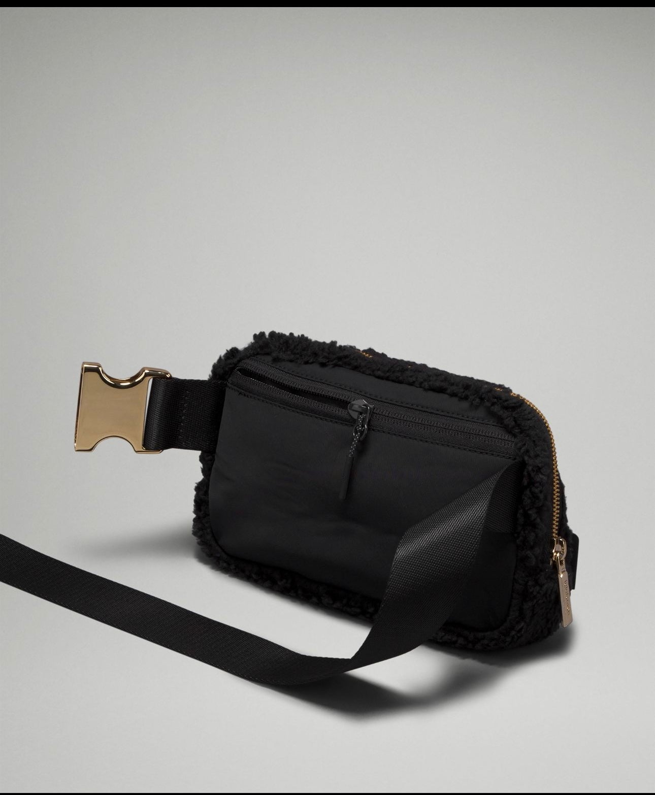 Lululemon Everywhere Belt Bag 1L Fleece Black (NWT)