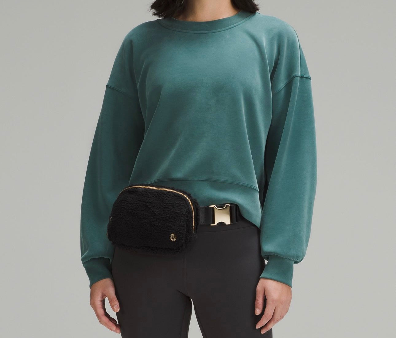 Lululemon Everywhere Belt Bag 1L Fleece Black (NWT)