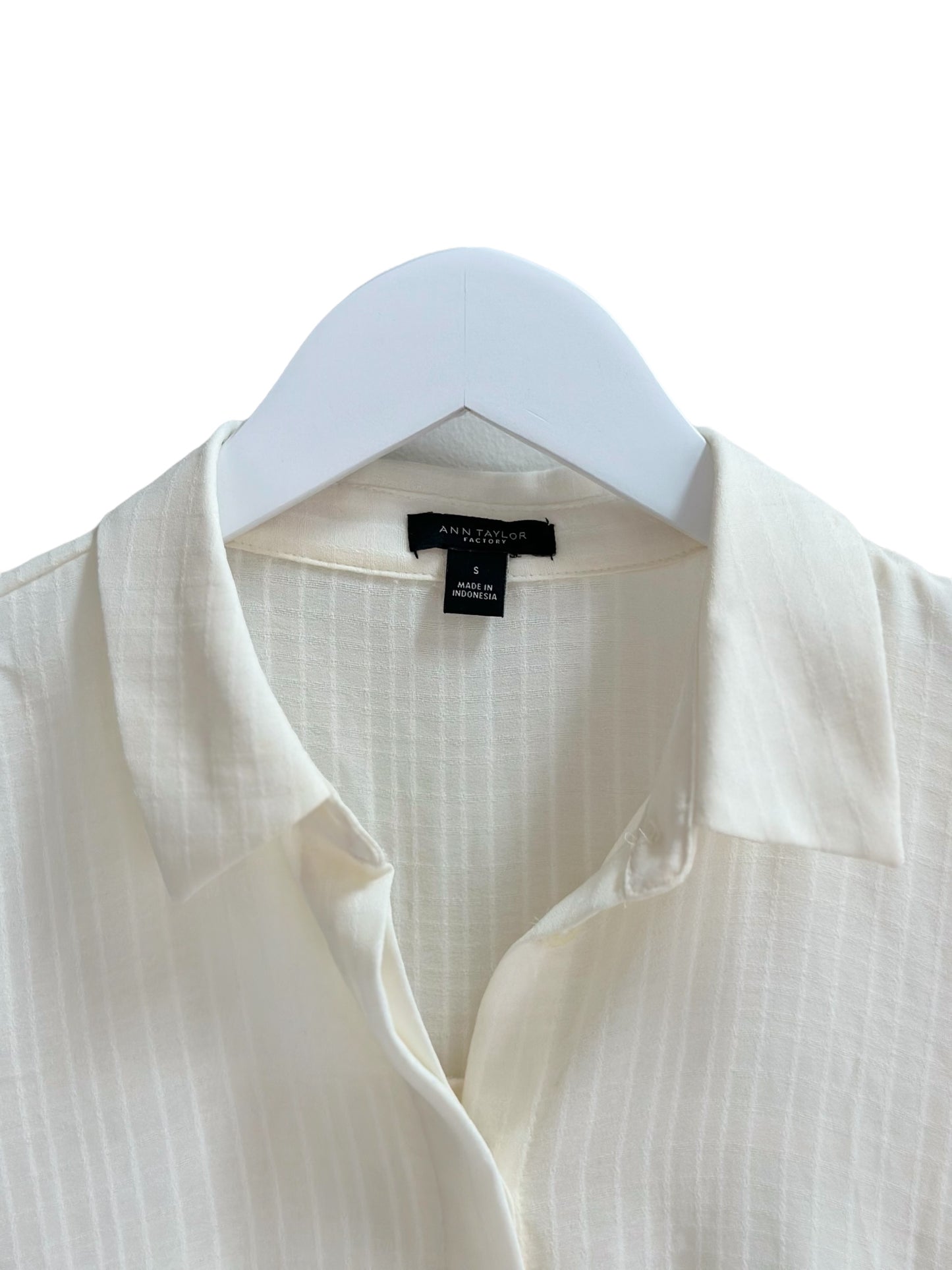 Ann Taylor White Long Sleeve Blouse