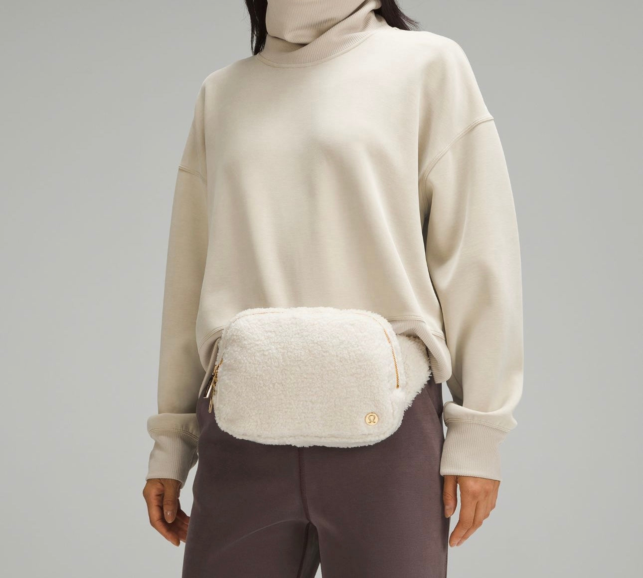 Lululemon Everywhere Belt Bag Large Fleece White/Gold 2L (NWT)